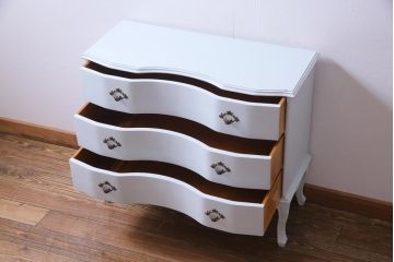 中古　リペイント　イタリア家具　フレンチテイストの魅力あふれるチェスト(引き出し、サイドボード)