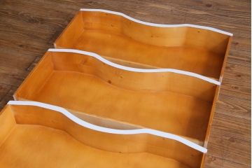 中古　リペイント　イタリア家具　フレンチテイストの魅力あふれるチェスト(引き出し、サイドボード)