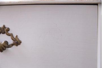 中古　リペイント　イタリア家具　フレンチテイストの魅力あふれるチェスト(引き出し、サイドボード)