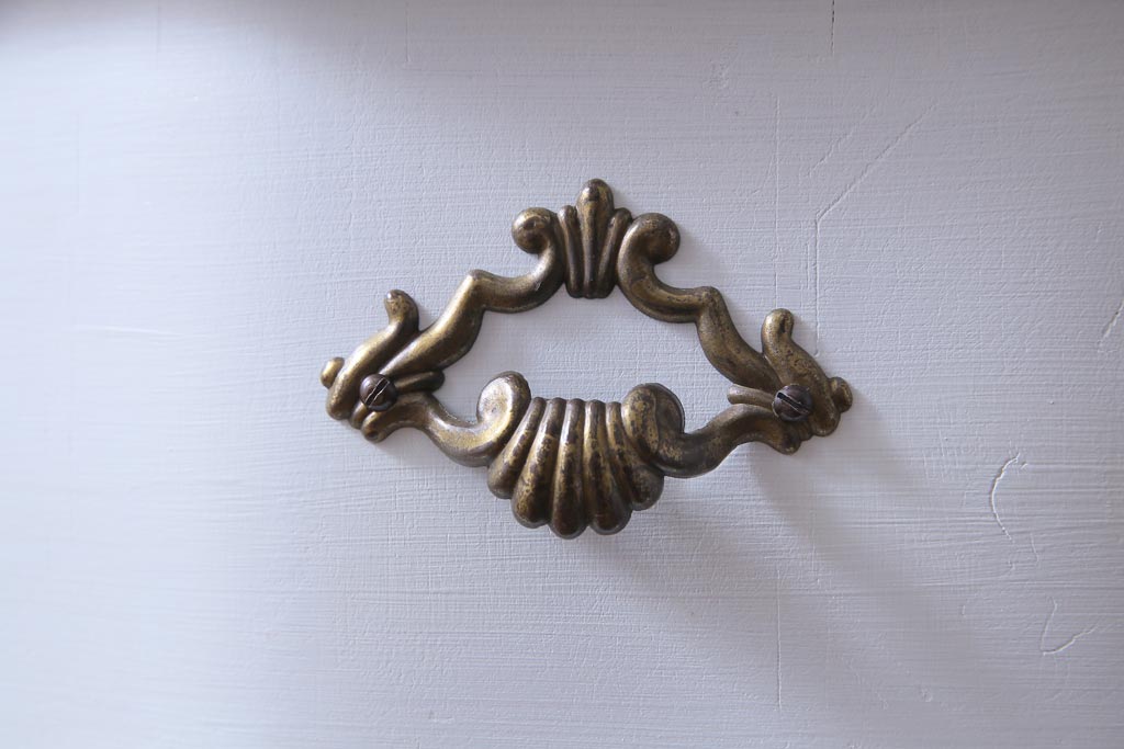 中古　リペイント　イタリア家具　フレンチテイストの魅力あふれるチェスト(引き出し、サイドボード)