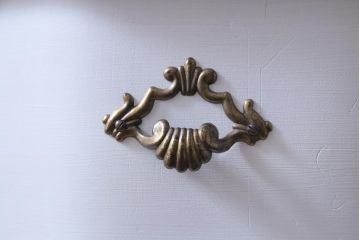 中古　リペイント　イタリア家具　フレンチテイストの魅力あふれるチェスト(引き出し、サイドボード)