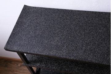 アンティーク家具　最高級品!　漆塗り　煌びやかな意匠が目を引く総散螺鈿蒔絵飾り棚(茶棚、戸棚)(R-034689)