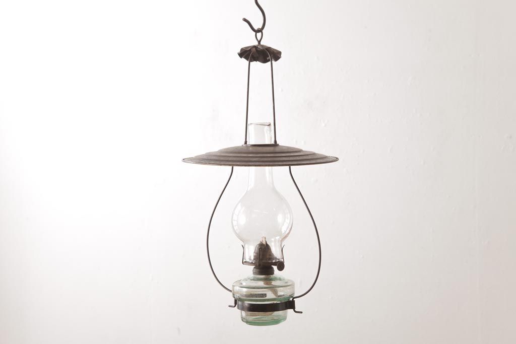 アンティーク　乳白　切子オイルランプ 昭和レトロ アンティーク 乳白 切子オイルランプ 昭和レトロ 美術品