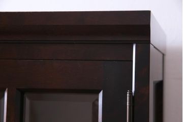 中古　北海道民芸家具　OM118　美しい木肌とシックな佇まいが魅力的なブックケース(食器棚、飾り棚、収納棚)(定価約60万円)