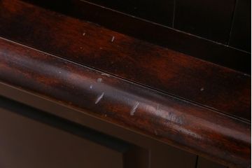 中古　北海道民芸家具　OM118　美しい木肌とシックな佇まいが魅力的なブックケース(食器棚、飾り棚、収納棚)(定価約60万円)