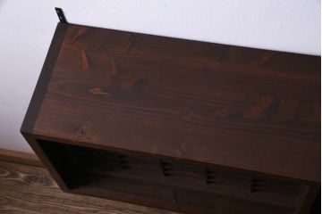 ラフジュ工房オリジナル　古建具リメイク　障子戸が和の雰囲気盛り上げる小振りな壁掛け戸棚(ウォールシェルフ、吊り戸棚)