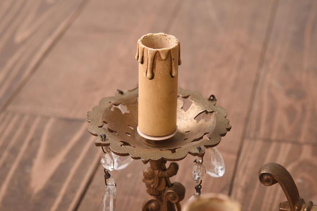 フランスビンテージ　青銅製　ゴージャスで凝ったデザインのガラスドロップシャンデリア(5灯、天井照明)