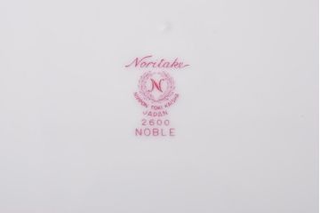 中古　ノリタケ(Noritake)　NOBLE(ノーブル) 2600　金彩　清楚な雰囲気漂う小花柄の小皿5枚セット(プレート、洋食器)(1)