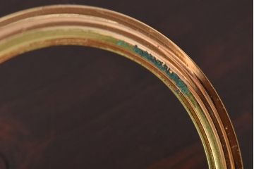 アンティーク雑貨　イギリス　Stratton(ストラットン)　箱・ポーチ付き　クイーンタイプ　ヴィンテージコンパクト(ビンテージ)