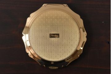 アンティーク雑貨　イギリス　Stratton(ストラットン)　箱・ポーチ付き　クイーンタイプ　ヴィンテージコンパクト(ビンテージ)