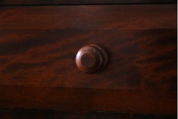 中古　松本民芸家具　すっきりとしたシルエットに美しい木目が映える整理タンス(箪笥、チェスト)