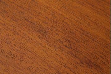 ヴィンテージ家具　北欧ビンテージ　チーク材　すっきりとした脚のネストテーブル(サイドテーブル)