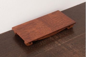 アンティーク雑貨　昭和中期　総ケヤキ材　玉杢　個性的なつくりの花台(飾り台)(1)