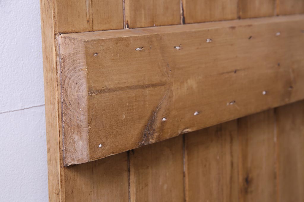 フランスアンティーク　素朴な雰囲気が魅力的なコテージドア(木製ドア、ディスプレイ、扉)(1)