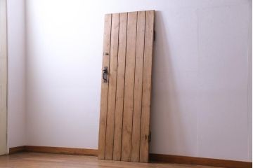 フランスアンティーク　素朴な雰囲気が魅力的なコテージドア(木製ドア、ディスプレイ、扉)(1)