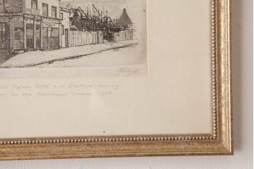 アンティーク雑貨　イギリスビンテージ　ARTISAN　壁掛けアートフレーム