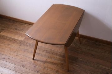 中古　ERCOL(アーコール)　スタイリッシュなデザインが目をひくバタフライテーブル(ドロップリーフテーブル、ダイニングテーブル)(1)