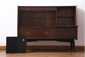 G-PLAN(ジープラン)　北欧スタイル家具　BBシリーズ　サイドボード(サイドキャビネット)(2)