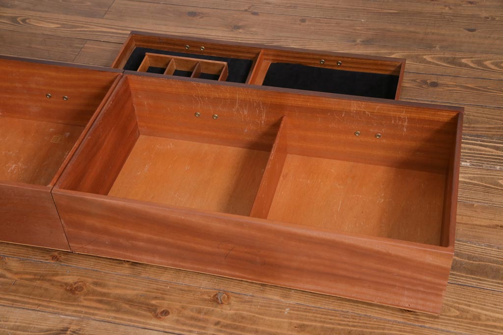 G-PLAN(ジープラン)　北欧スタイル家具　BBシリーズ　サイドボード(サイドキャビネット)(2)