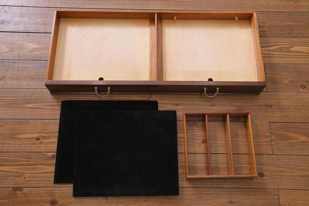 G-PLAN(ジープラン)　北欧スタイル家具　BBシリーズ　サイドボード(サイドキャビネット)(2)