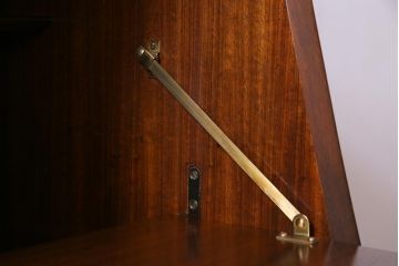 G-PLAN(ジープラン)　北欧スタイル家具　BBシリーズ　サイドボード(サイドキャビネット)(2)