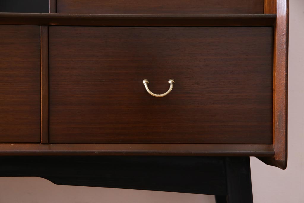 G-PLAN(ジープラン)　北欧スタイル家具　BBシリーズ　サイドボード(サイドキャビネット)(2)