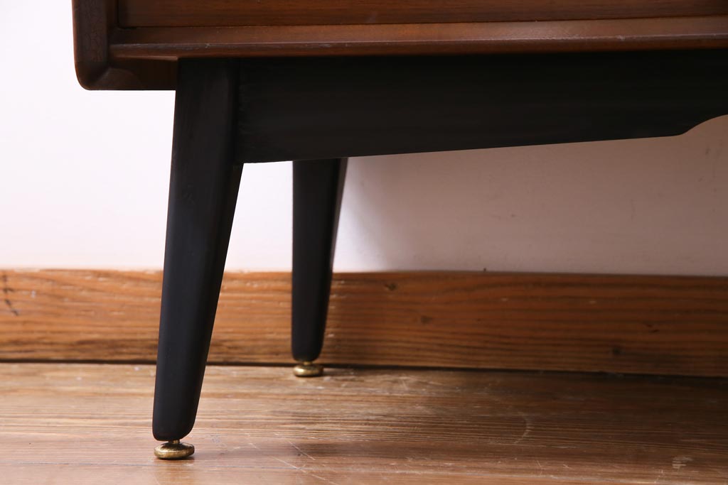 G-PLAN(ジープラン)　北欧スタイル家具　BBシリーズ　サイドボード(サイドキャビネット)(2)