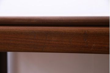 ヴィンテージ家具　北欧ビンテージ　G-PLAN(ジープラン)　チーク材　タイルトップのサイドテーブル(センターテーブル、コーヒーテーブル)