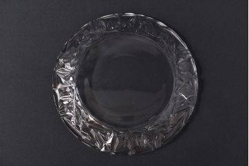 中古　Tiffany&Co.(ティファニー)　品のある演出におすすめなクリスタルプレート(ガラス皿、洋食器)