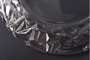 中古　Tiffany&Co.(ティファニー)　品のある演出におすすめなクリスタルプレート(ガラス皿、洋食器)