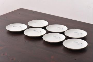昭和初期　東洋陶器(東陶、トートー)　涼しげな鮎の図柄が風情あふれる小皿7枚セット(和食器)