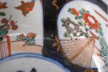 古民具・骨董　花鳥図　輪花　濃い色彩が目を引く明治期の色絵鉢(和食器)