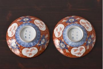 江戸期　大明成化年製　古伊万里　赤絵南蛮図染付　蓋茶碗2個セット(1)