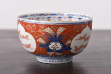 江戸期　大明成化年製　古伊万里　赤絵南蛮図染付　蓋茶碗2個セット(2)