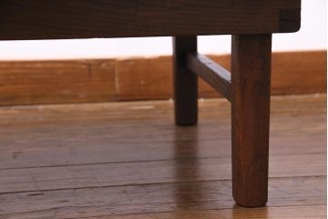 アンティーク家具　和製アンティーク　楠の木　なめらかな木肌が品のあるちゃぶ台(ローテーブル、折り畳みテーブル、花台)