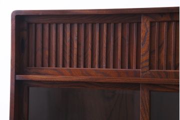 中古　伝統民芸　岩谷堂箪笥　特注品　すっきりと洗練された佇まいの茶棚(食器棚、茶箪笥)(定価約70万円)