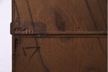 中古　伝統民芸　岩谷堂箪笥　特注品　すっきりと洗練された佇まいの茶棚(食器棚、茶箪笥)(定価約70万円)