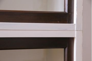 ペイント家具　シンプルで使い勝手の良い大正昭和期の2段重ね収納棚(飾り棚、本箱)