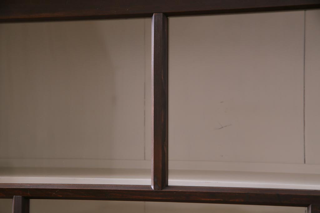 ペイント家具　シンプルで使い勝手の良い大正昭和期の2段重ね収納棚(飾り棚、本箱)