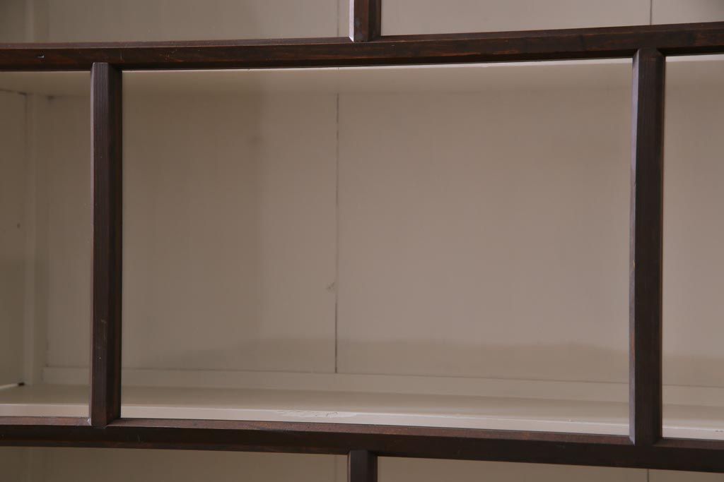 ペイント家具　シンプルで使い勝手の良い大正昭和期の2段重ね収納棚(飾り棚、本箱)