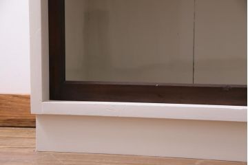 ペイント家具　シンプルで使い勝手の良い大正昭和期の2段重ね収納棚(飾り棚、本箱)