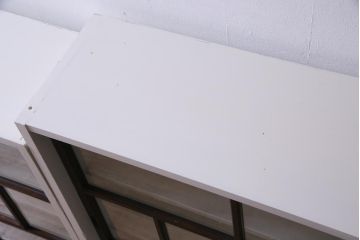 ペイント家具　シンプルで使い勝手の良い大正昭和期の2段重ね収納棚(飾り棚、本箱)