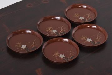 和製アンティーク　桔梗と薄の図　秋の草花が描かれた蒔絵の木皿5枚セット(中皿)
