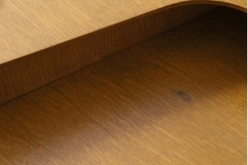 ヴィンテージ家具　北欧ビンテージ　G-PLAN(ジープラン)　Brandon(ブランドン)　オーク材　個性的な引手のドレッサー(化粧台、チェスト、鏡台、引き出し)(R-034763)