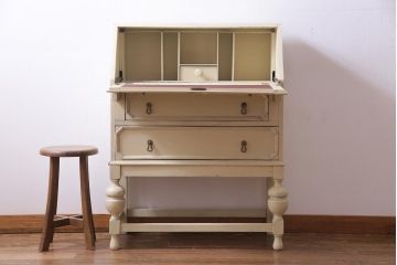 アンティーク家具　イギリスアンティーク　フレンチナチュラルに似合う当店ペイントのライティングビューロー(ワークデスク、在宅ワーク、在宅用)