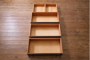 中古　松本民芸家具　小振りなサイズが魅力的な#46型ベビータンス(チェスト、引き出し)(定価約28万5千円)