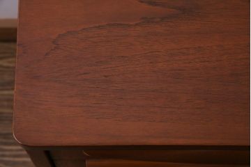 北欧家具　チーク材　Stonehill(ストーンヒル)　取っ手がおしゃれなリビングボード(サイドボード)