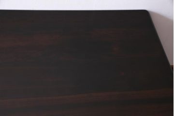 中古　北海道民芸家具　OM484　優雅な雰囲気漂う大振りなダイニングテーブル(食卓)