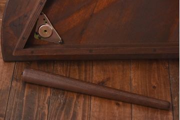 和製アンティーク　リメイク　栓材　レトロな和の雰囲気漂うコンソールテーブル(飾り台)