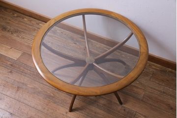 ヴィンテージ家具　北欧ビンテージ　G-plan(ジープラン)　チーク材　スタイリッシュな存在感を放つスパイダーコーヒーテーブル(センターテーブル)(1)